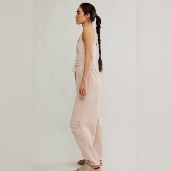 NWT Free People X FP Movement Inbound Onesie in Cashmere Size Large - Picture 2 of 7